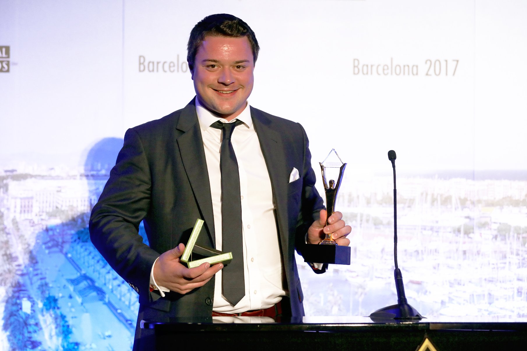 Matthias Schmidt gewinnt einen Stevie® Award